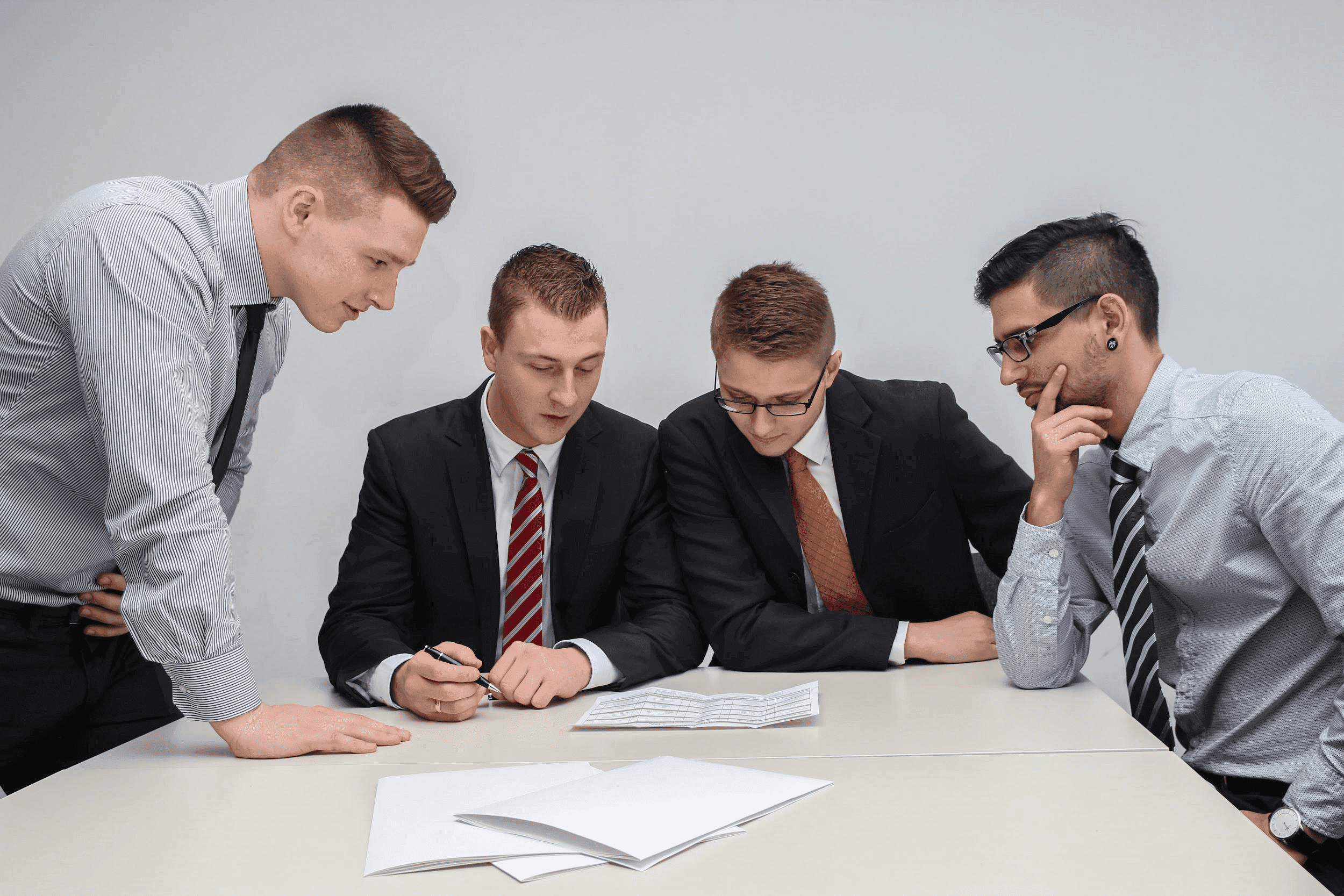 Attracting investors through a profitable business plan