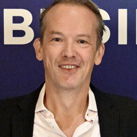 Raphael Roettgen