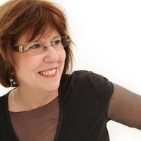 Claire Dion