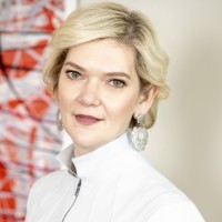 Julia Steyn